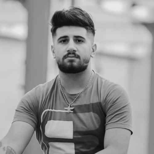 علی حمیدی مثلا عاشق بوی بهم برسیم یارا از همه که